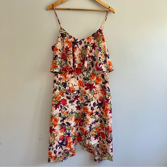BCBG NWT Floral Dress Feminine  Spaghetti Strap Popover Ruffle Size Medium - Picture 1 of 14